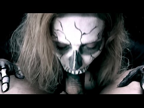❤️ Demonityttö imi munaa mustalla suullaan ja nielaisi spermaa. ❤️ Vittu video at fi.pornxlxx.ru