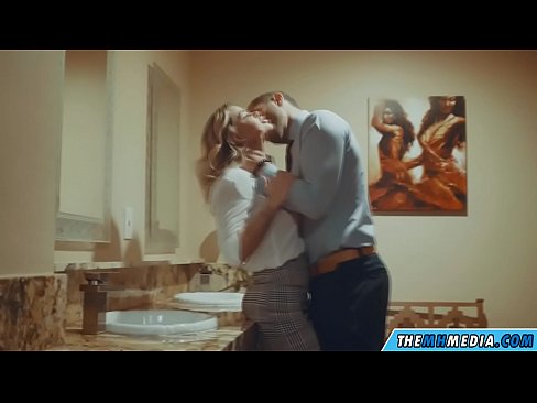 ❤️ Kun povekas blondi viettelee sinut julkisessa vessassa ❤️ Vittu video at fi.pornxlxx.ru